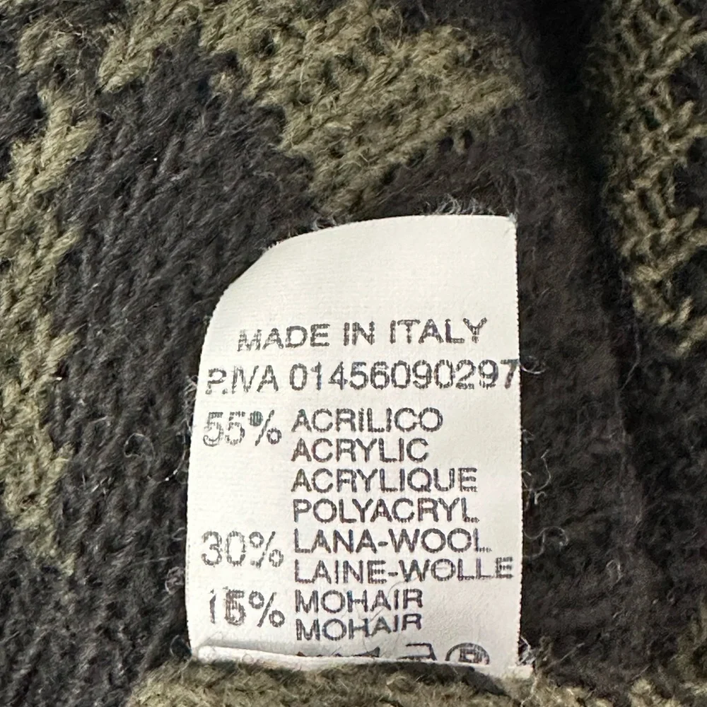 Women's Patterned Cardigan - Picture 7 of 8